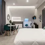 Hotel Iron By Moderno 3*