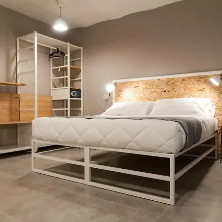 Hotel Iron 3*