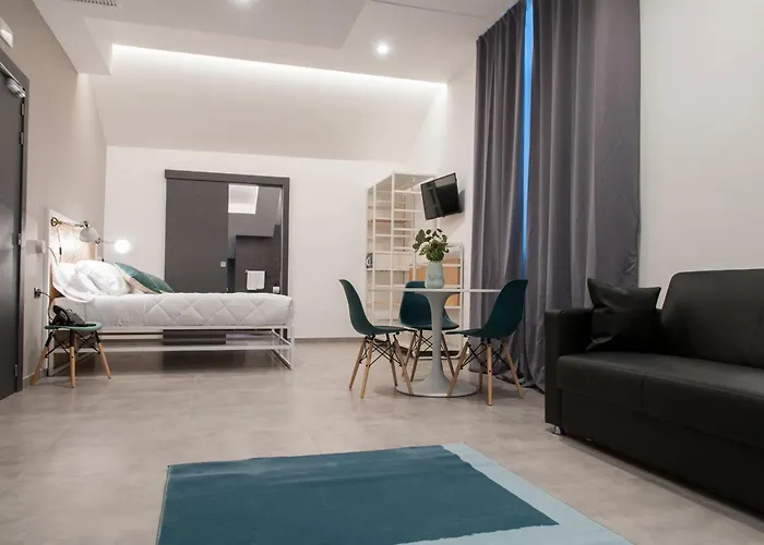 Iron Hotel By Residence Moderno