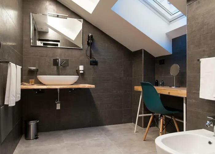 Iron Hotel By Residence Moderno Hotel Bari