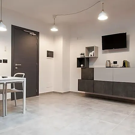 Hotel Iron 3*