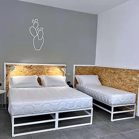 Iron Hotel Bari