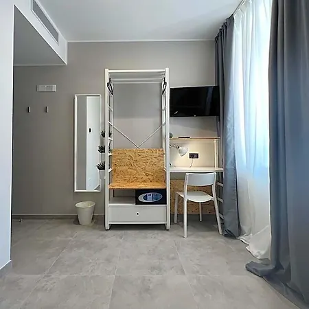 Hotel Iron Bari