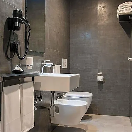 Iron Hotel Bari